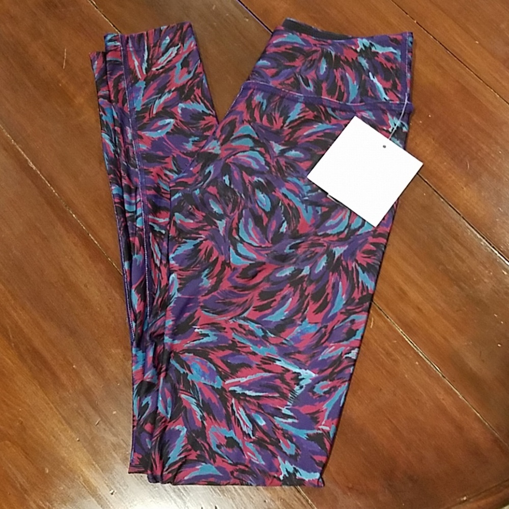 NWT Beyond Yoga pants